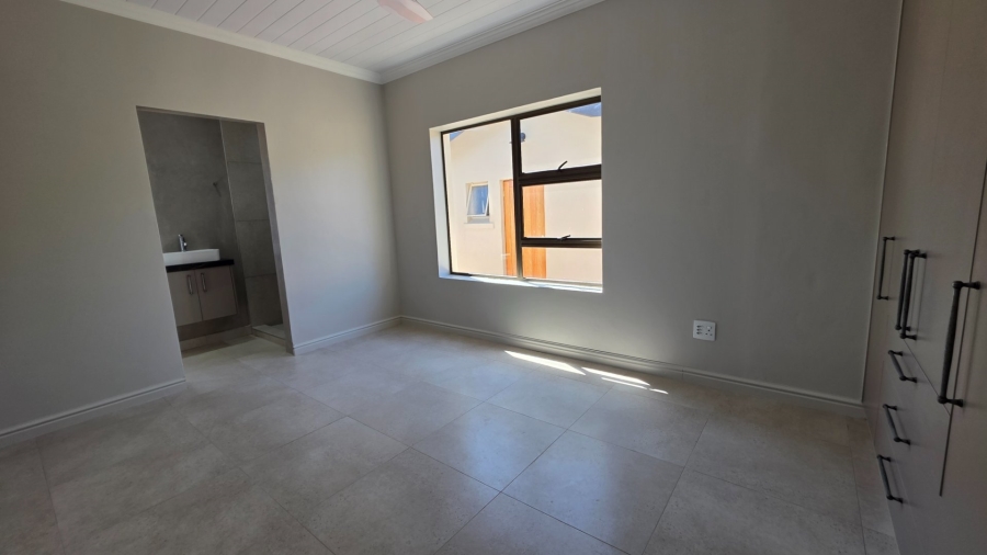 3 Bedroom Property for Sale in Hartenbos Central Western Cape
